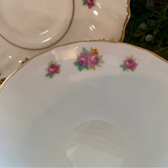 ROYAL DOULTON Rosebud Swirled Footed Cup & Saucer Set - Picture 5 of 13